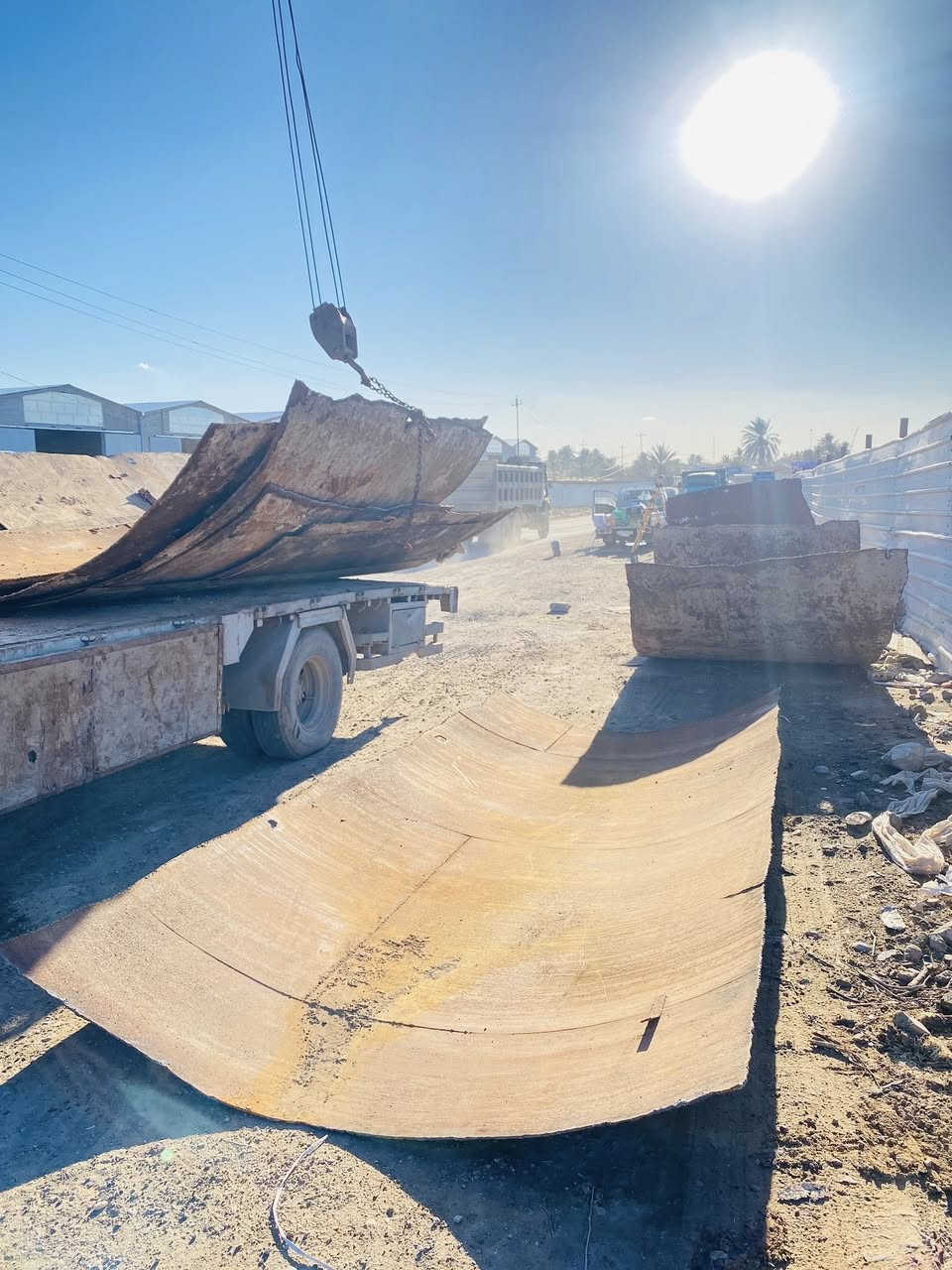 5 طن بليت.     يفيد اهل المصلحه.  جماعه السكراب مايخدهم السعر     المكان بغداد (نزله جسر المصابيح )قياسات متنوعه. 
***********
