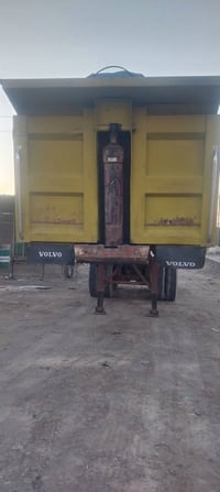 شاحنات • للبيع