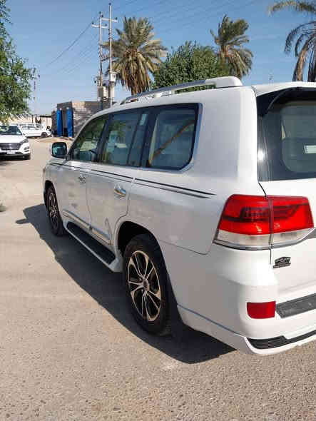 لاندكروزر موديل(  ١١ )محدث( ٢١)رقم بغداد مكفوله كفاله عامه عدا لتحديث صبغ سعر ٢٩٠ وبيهاء مجال العنوان ميسان المجر الكبير  رقم تلفون ***********سنويه لغيت ٢٨
