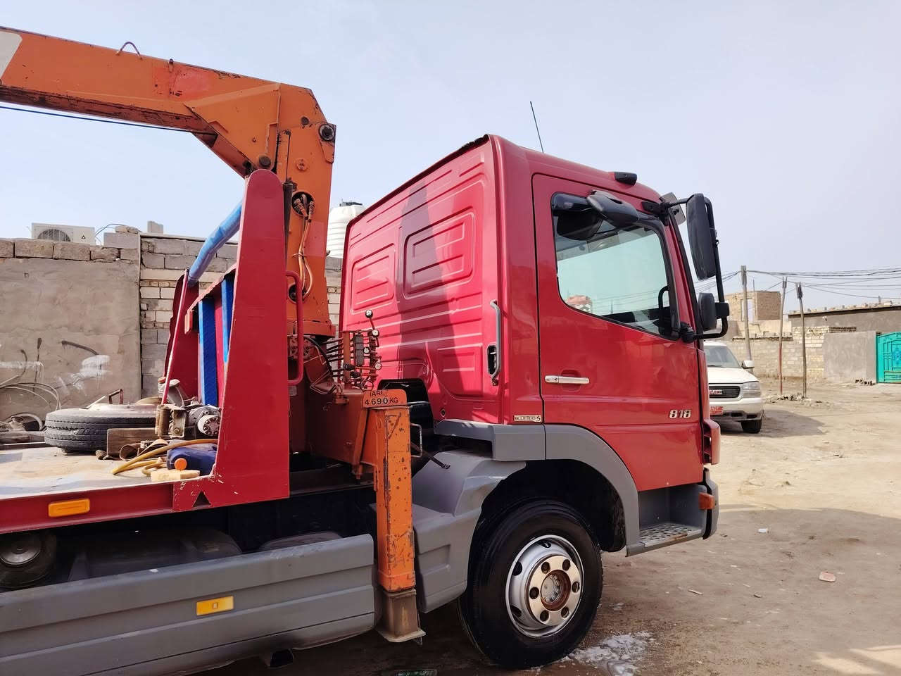 السلام عليكم شباب سياره اتيكو موديل 2005 كرين رمبه شاصي مكينه كير مكفولات طخم تاير ***********
