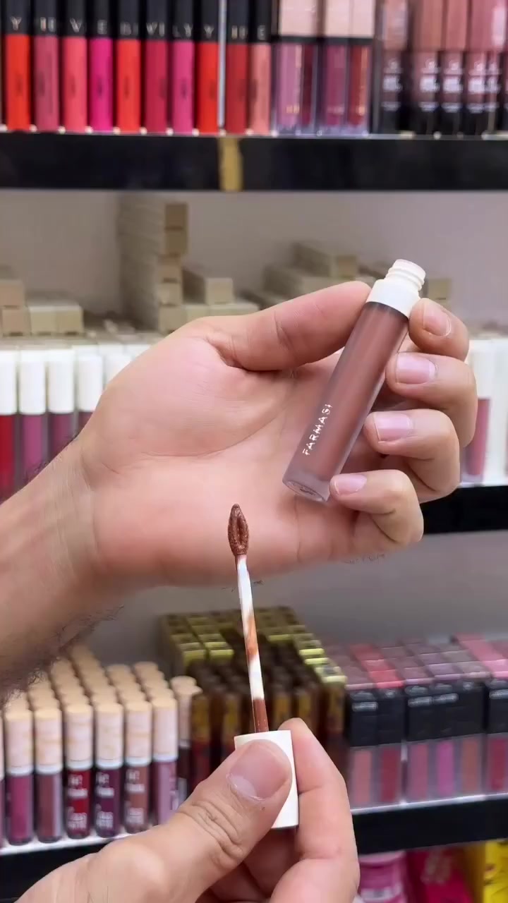 ترنـد حمر فارمسي السائلة 
 جمال يدوم طول اليوم 💄لون غني، ثبات قوي.. 

#فارمسي #حمره #كوزمتك #توصيل


**إذا كنت صاحب هذا الإعلان وتريد حذفه لأي سبب، رجاءا أرسل رسالة إلى الدعم الفني**