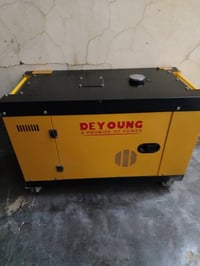 مولد٨كيفي للبيع جديدمستعمل قليل جدا الاتصال على الرقم ٠٧٨٠٧٣٠٠٦٠٩