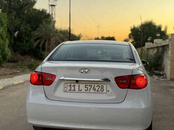 سلام عليكم النترا  ٢٠١١ خليجي سياره حلوه وجاهزه بيها باب صبغ ول باقي كفاله بيها ملاحظات بسيطه سونار ناشره
مكينه وكير وحداديه وتبريد
مواصفات 
فتحه + داخل بيچي + تبريد قطعتين +  مكينه ٢٠٠٠ دوش + ماشيه ١٦٩ وباقي مواصفات المعروفه 
سعر ١١٨ وبيها مجال 
مكان السياره الكراده 
للستفسار ***********
