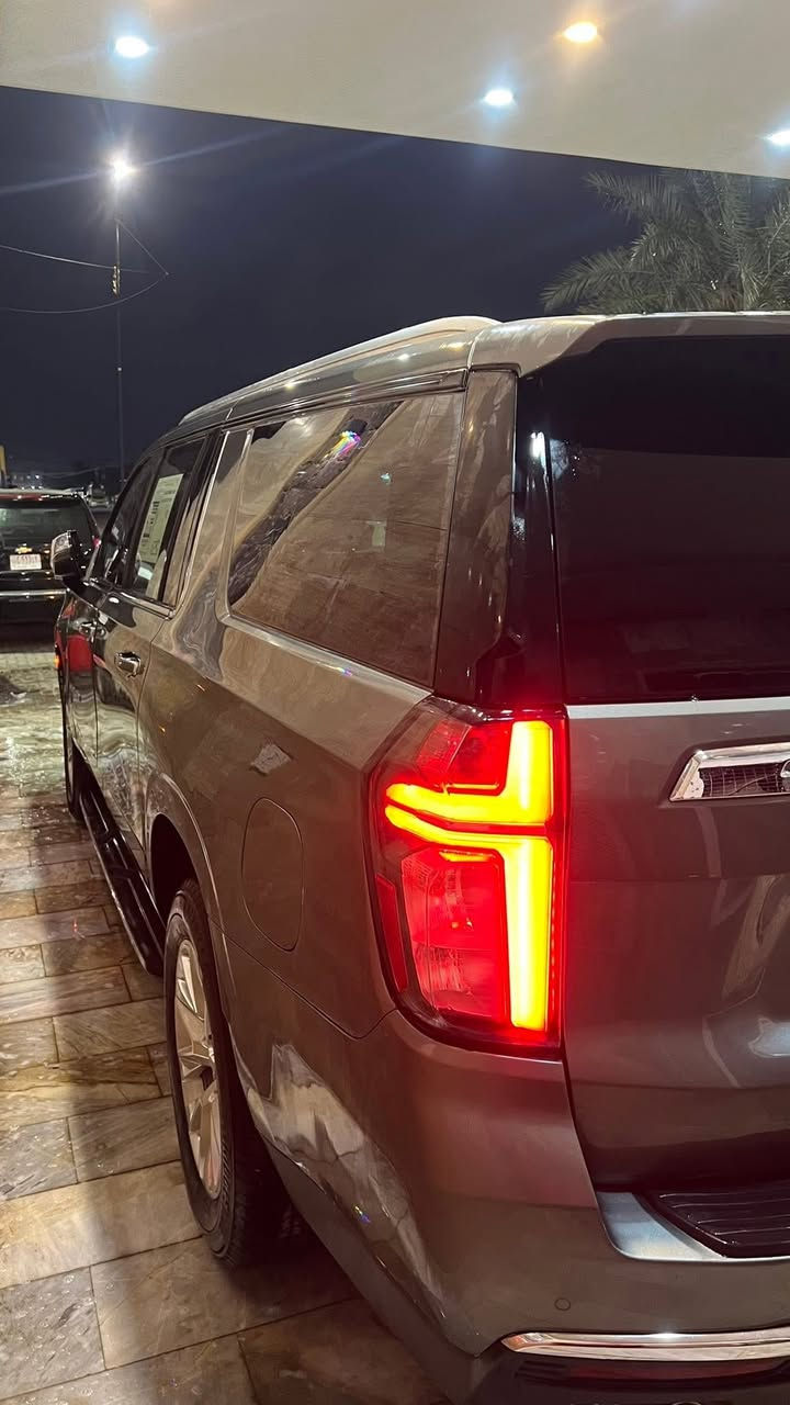 السلام عليكم شوفر موديل 23 رقم اربيل اجره بيه قطعتين تبديل اصلي جاملغ وباب اصل نفس اللون وبيه ربع الجاملغ الخلفي صبغ على كد شبرين  السياره بدون ايرباك وبدون شاصي تخم تاير جديد بيه خط بغداد واربيل ايجار والسياره فول عده البنورامه طبله برايمر اصل السعر 4شدادت بيه مجال قليل الشراي يصل يدلل خاص ماجوب ***********
