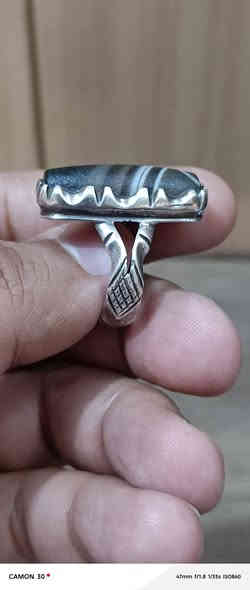 السلام عليكم خاتم جزعه مشكول صياغة حلوه السعر ٦٠ بصرة ***********
