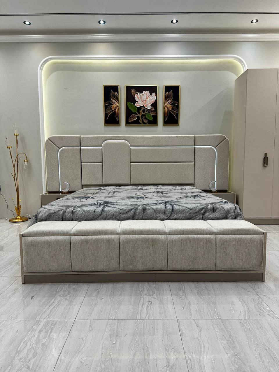 موديل لامين
*9قطع* 
تصميم شركة اسد الميزان
راس السرير ستافور✅
قماش خاولي✅
برغي  وجوي حديد✅
سرير دبل جك✅
كنتور رفوف✅
♦️كنتور 3متر
♦️ كومدي عدد2
♦️سرير200 سم*180سم
♦️ميز تواليت متر   
السعر مليون وربع


**إذا كنت صاحب هذا الإعلان وتريد حذفه لأي سبب، رجاءا أرسل رسالة إلى الدعم الفني**