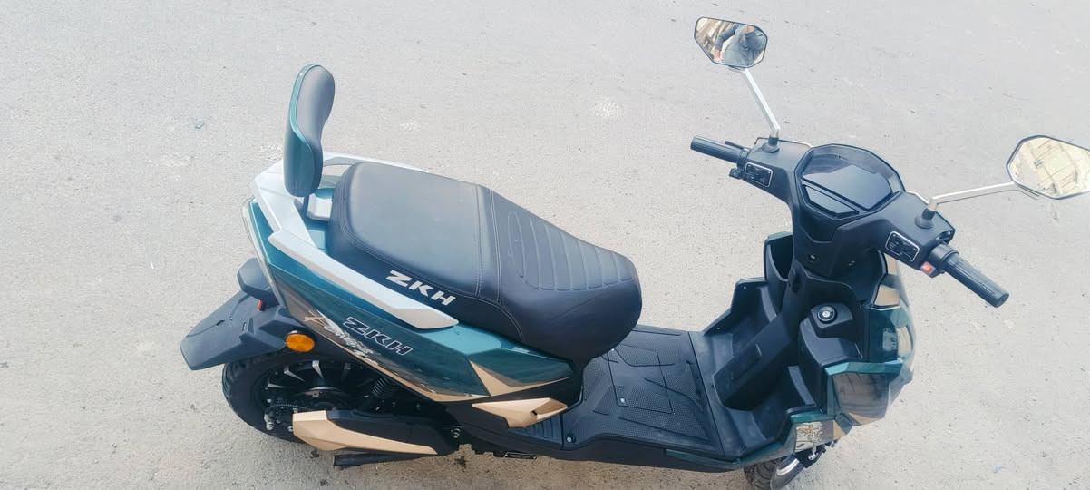 السلام عليكم دراجةسكنس شحن 6بطاريات مسطرة ملف 2000 موديل 26 الدراجة جديدة السعر 650 وبيها مجال للاستفسار ***********
مكاني بغداد الشعب الثعالبة
