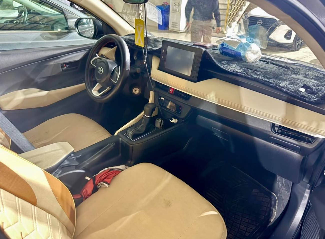 تویوتا یارس ٢٠٢٣ خلیجی. بۆنیدی بۆیاخە سونە رم داناو  ٨٦ هە زا رۆشتە. حساس ڤۆلیوم  ناوزە رد 
شوین کە لار 
*********** كالار, السليمانية
