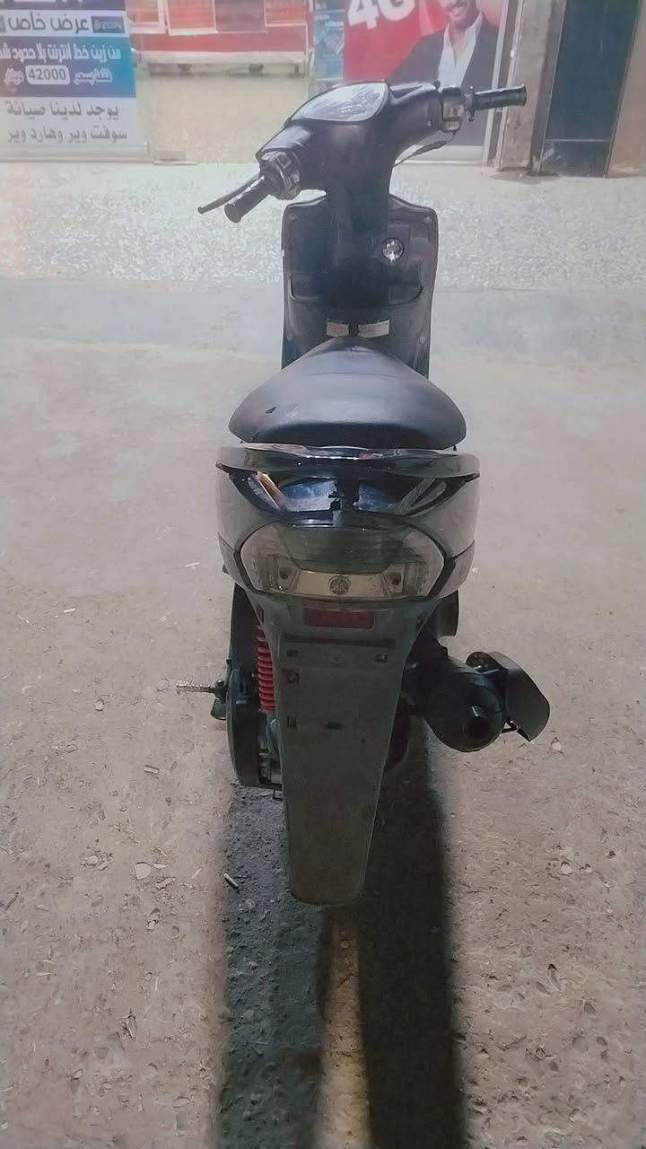 السلام عليكم ماكس عدل للبيع دراجه نضيفه بيها بوشه رياضيه وسلف رياضي والباقي كله بلادي سعرها 550 وهاذا رقمي ***********
