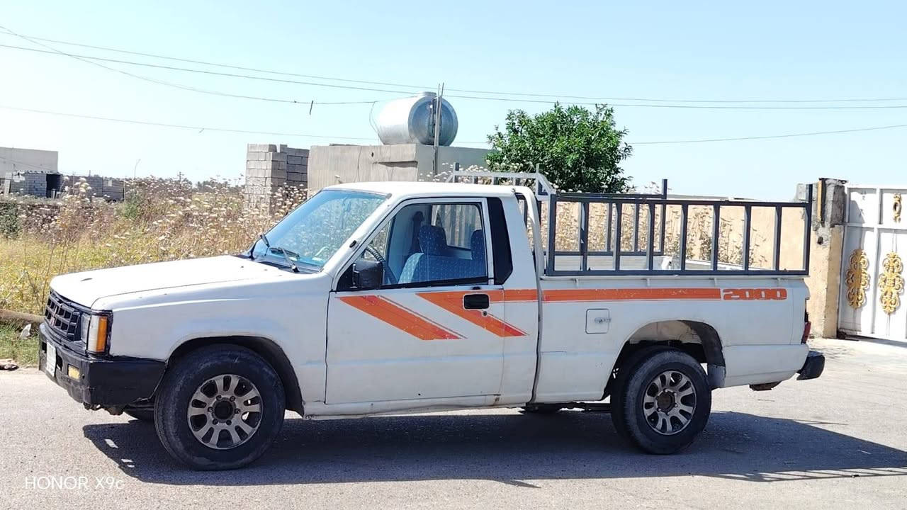 السلام عليكم للبيع بكم مستبوشي ١٩٨٩ رقم صلاح الدين مشروع وطني لل٢٠٢٧
كير عادي كير ومحرك شرط صدرها نص عمر تايرات نص عمر كير ومحرك شرط لايت شغال مسجل شغال بلوتوث اوكس شرط التحويل والغرامات السعر 33وبيهة مجال للشراي مكاني صلاح الدين تكريت للاستفسار ***********
