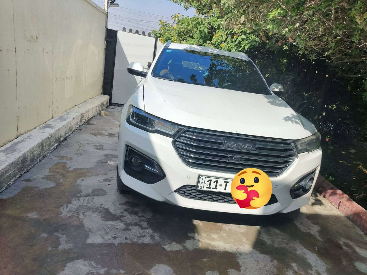 🔴السلام عليكم
الحلال للبيع HAVAL H6
موديل  2019

ماشية 200 الف كم 

طخم تاير جديد 

حجم المحرك 2000 تيربو المرغوب

گير الCVT المرغوب دبل كلچ

مواصفاتها فول ١/١ 

تحديد مسار 

٣ أنظمة قيادة

مثبت سرعة  

كامرات امامي خلفي ٣٦٠ د 

الستيرن هيتر 

كشنات جلد  

تحكمات ستيرن + تحكمات كشن 

تبريد قطعتين 

مرايات طوي 

انارات محيطية مخفية داخلي

هاند بريك بصمة

" اوتو بارك توقف الركن الذاتي "

تحديد مسار 

هيتر بل ستيرن 

مثبت سرعة 

اوتو هولد 

اشارات ترحيبية ب علامة هاڤال

بك لايت ليد 

حساس اطارات 

مانع انزلاق 

شاشة كبيرة + شاشة اعطال

رادار جانبي + رادار امامي

مراقبة النقط العمياء 

اشاير بل مري

نظام ABS

شفتات بل ستيرن ( تنطيك طابع رياضي)

مساحات خلفية

بيها بصمة تشغيل (2) 

مكان سيارة ( بغداد/سبع البور )
شرط تحويل 

 
رقم التلفون :
***********

السعر المطلوب و ما تلكه بالفيس كله هيج سعر 123$قفل
