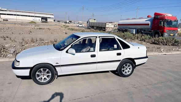 أوبل ڤكترا موديل ١٩٩١
محرك ١٦ كير ومحرك بشرط    
بدون صبغ بدون دعم سياره مثل ذهب سياره كامل مكمل تحويل بشرط سعر(49)ومجال شوي رقم واتسأب)(***********) اكر
