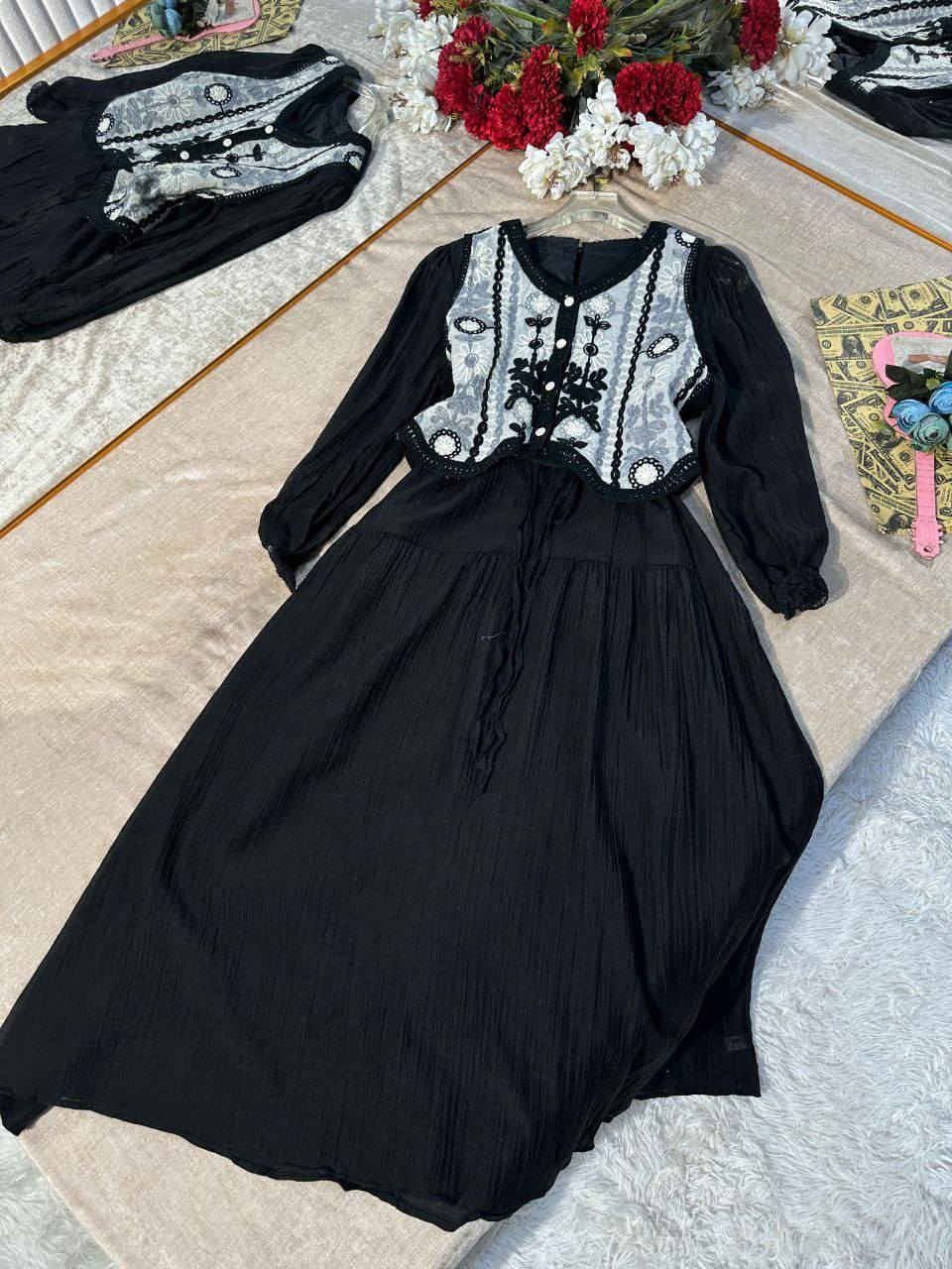 ❤️ ﷽
الكولكشن الرمضاني يبدأ من هنا 💐 

ووصل الجمال وترند الموسم😍❤️
طول تسعين 
خامة شيفون مبطن 

قياسات   افري سايز


**إذا كنت صاحب هذا الإعلان وتريد حذفه لأي سبب، رجاءا أرسل رسالة إلى الدعم الفني**