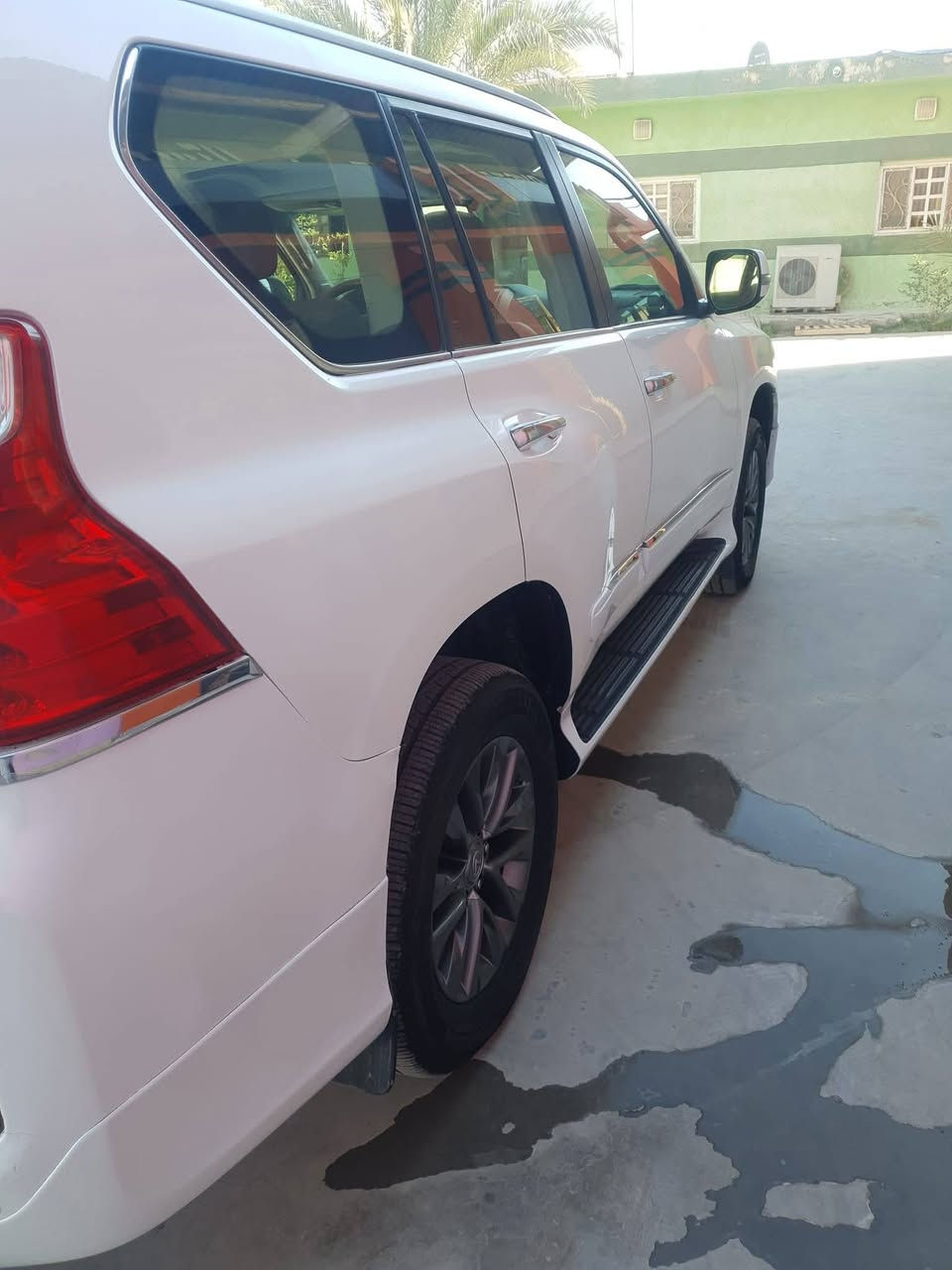 للبيع لكزز برادو موديل ٢٠١٢ خليجي بريمي ٨ سلندر حجم المحرك ٤٦٠٠
رقم بغداد جديد انكليزي مع هزه ومفحوصه لغاية ٢٠٢٩
المواصفات:
رادار +حساسات +جكات رفع +موازنة ميلان
شاشات عدد ٣
مكفوله محرك مع الكير 
السيارة بيه صبغ قطعتين اثر شخوط باب مع جاملغ خلفي الجهه اليمنى
الكراسي الامامية كهربائية مع تبريد وتدفئة
تشغيل عن بعد مع بصمتين 
دخول ذكي مع ترحيب
كشنات جلد
كتلوك مع العده الاصليه
زراكات اضويه 
تبريد ٣ قطعة 
السعر (٢٣٠ورقة ) وبيه مجال بسيط 
الاستفسار الاتصال بالرقم ***********
مكان السياره الديوانية
