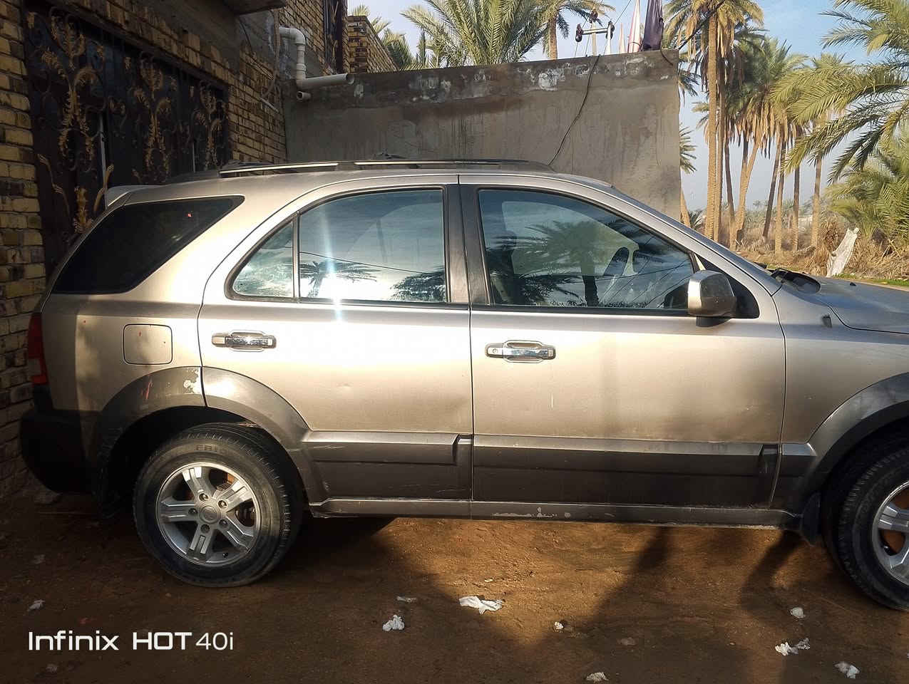 السلام عليكم سيارة كيا سورنتو موديل 2006 رقمها شمالي سليمانية مواصفاتها المعروفه بيها بعض التفاصيل للاستفسار الاتصال على الرقم *********** السعر 75$ وبيها مجال..السياره موجوده...العباسية
