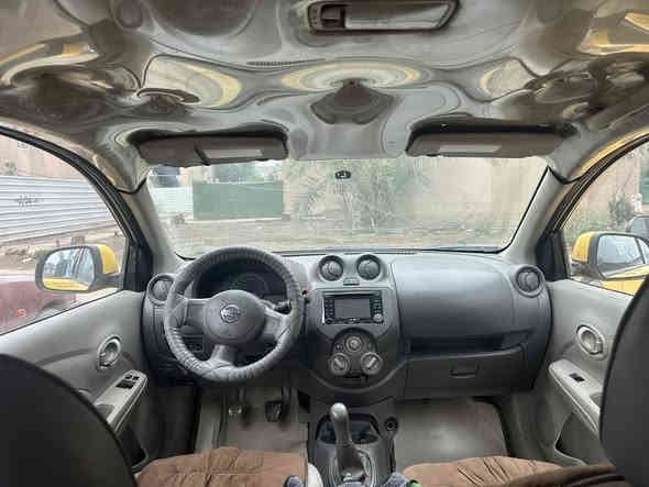 سلام عليكم نيسان صني هندي. خليجيه موديل ١٤ رقم واسط  انكليزي بسمي كير عادي كير ومكينة. بل كارتون صدر امامي خلفي جديد السيارة جاهزة من كل النواحي. الكشر شوف العين  السعر  ٦٥ وبيها مجال.  العنوان بغداد حي البساتين. ***********
