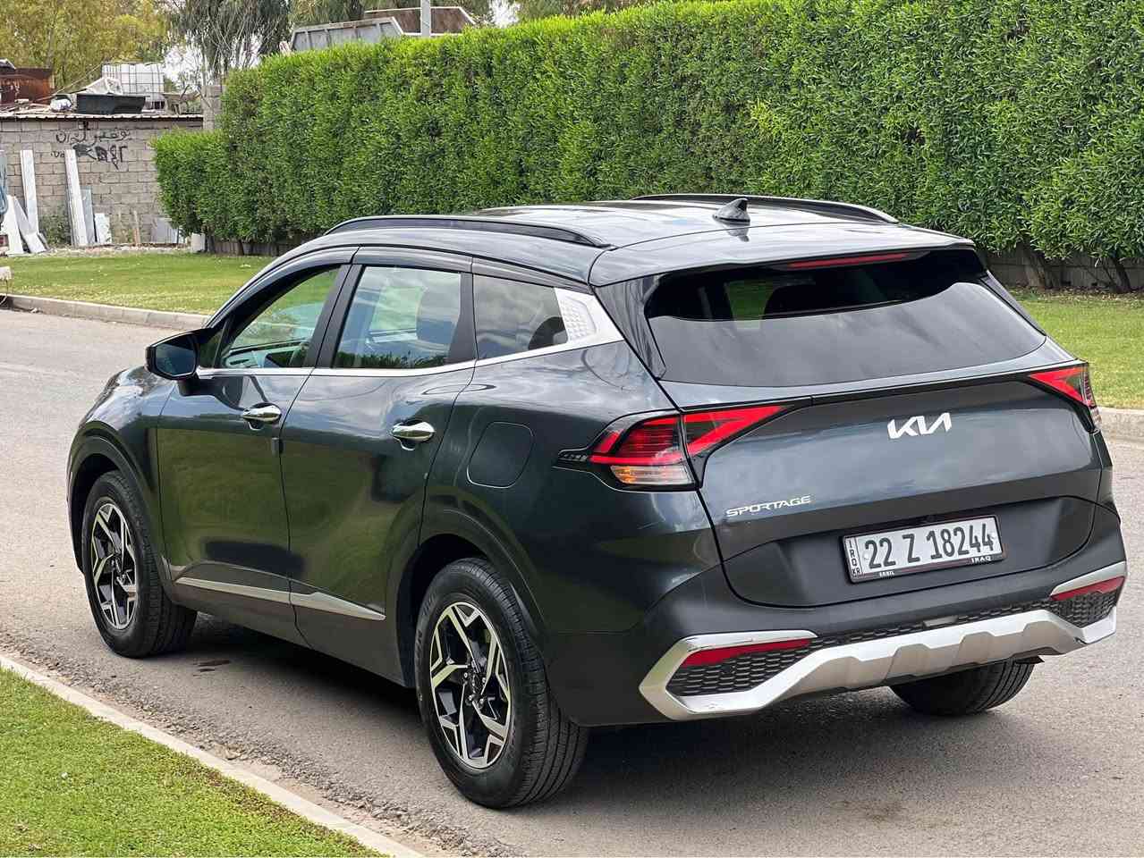 بسم الله الرحمن الرحيم 🤲
سبورتج 2023 Lx 👌
سعر 162$مجال قليل 😍للبيع فقط بدون مراوسة 
محرك 2500GDI🏎️
ماشية62الف ميل 🫡
بيها جاملغ امامي صبغ وبابين مبدل بلادي نفس الون 🤝سيارة بجم كبس بشرط 
ارباكاتها سليمة 💯شرط الفحص🤝
كير محرك تبريد صدر بشرط بدون اي مصروف 💯👍👌
مواصفات 🔻👇
1-بريك بصمة 🙌
2-لايت زينون و ليد امامي وخلفي 🔦
3-اوتو هولد 🏎️
4-رادار امامي وخلفي 📡
5-خط مسار و نضام منحدرات 🫡
5-حساسات خلفية و امامية 🙈
6-اوتو ستوب 🙆
7-شاشة و كامرا دوارة 🖥️🎥
8-شاشة متواصلة 🖥️
9-تحكم كامل بالستيرن 👌💯
مكان السيارة معارض اربيل 
📲*********** اسيا و واتساب 
📲*********** كورك و فايبر أربيل, العراق

