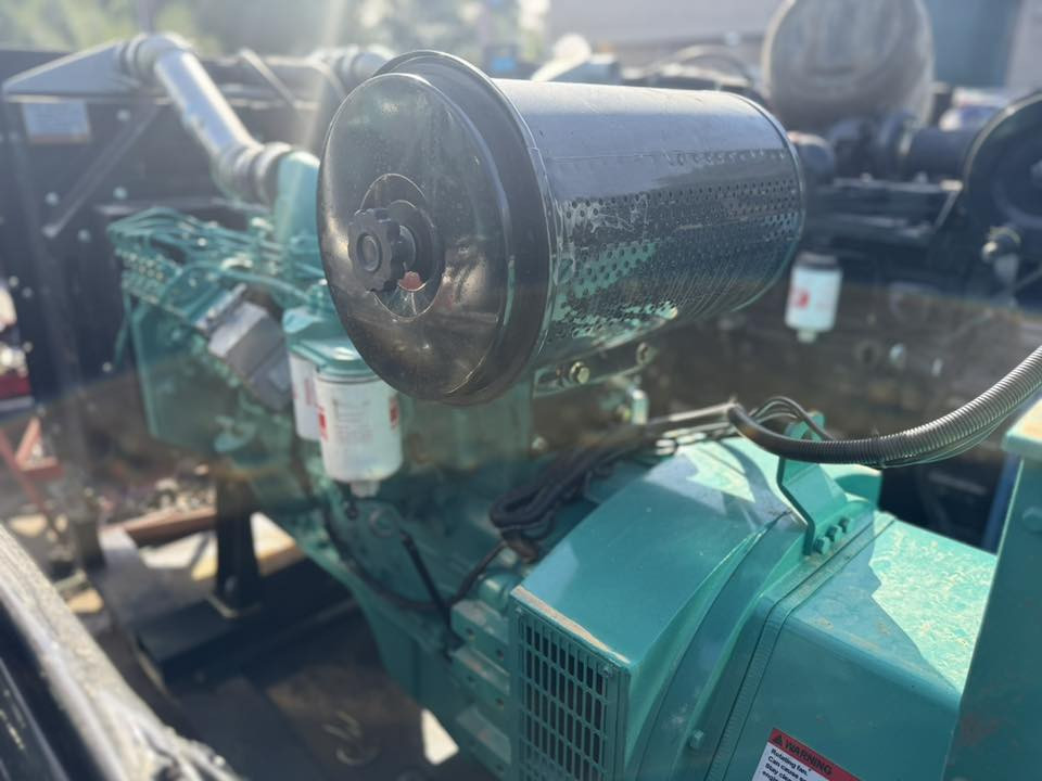 السلام عليكم مولده كمنز 150كي في 6بستم سوبر مولده جديد وبلادي ما مجدد عدي خزان وبدون خزان رقمي***********
