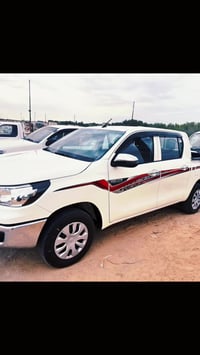 هايلوكس • ٢٠٢٥ • بدون رقم