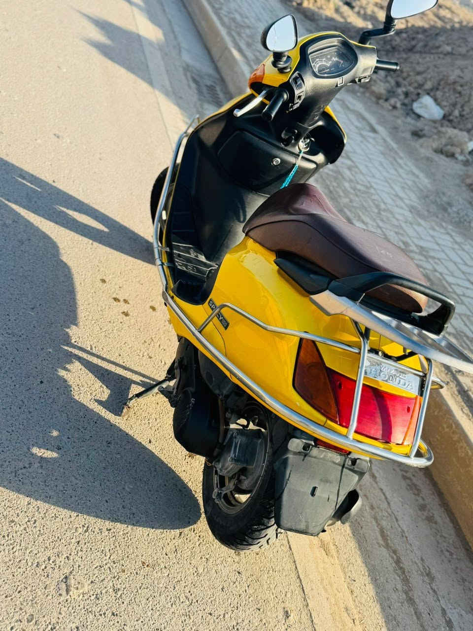 السلام عليكم سبيسي ياباني  للبيع مكفوله كفاله عامه تاخذ بيدك تفحص// السعر /بمليون ٢٥٠
وبيه مجال بسيط
اتصل ع الرقم
***********
