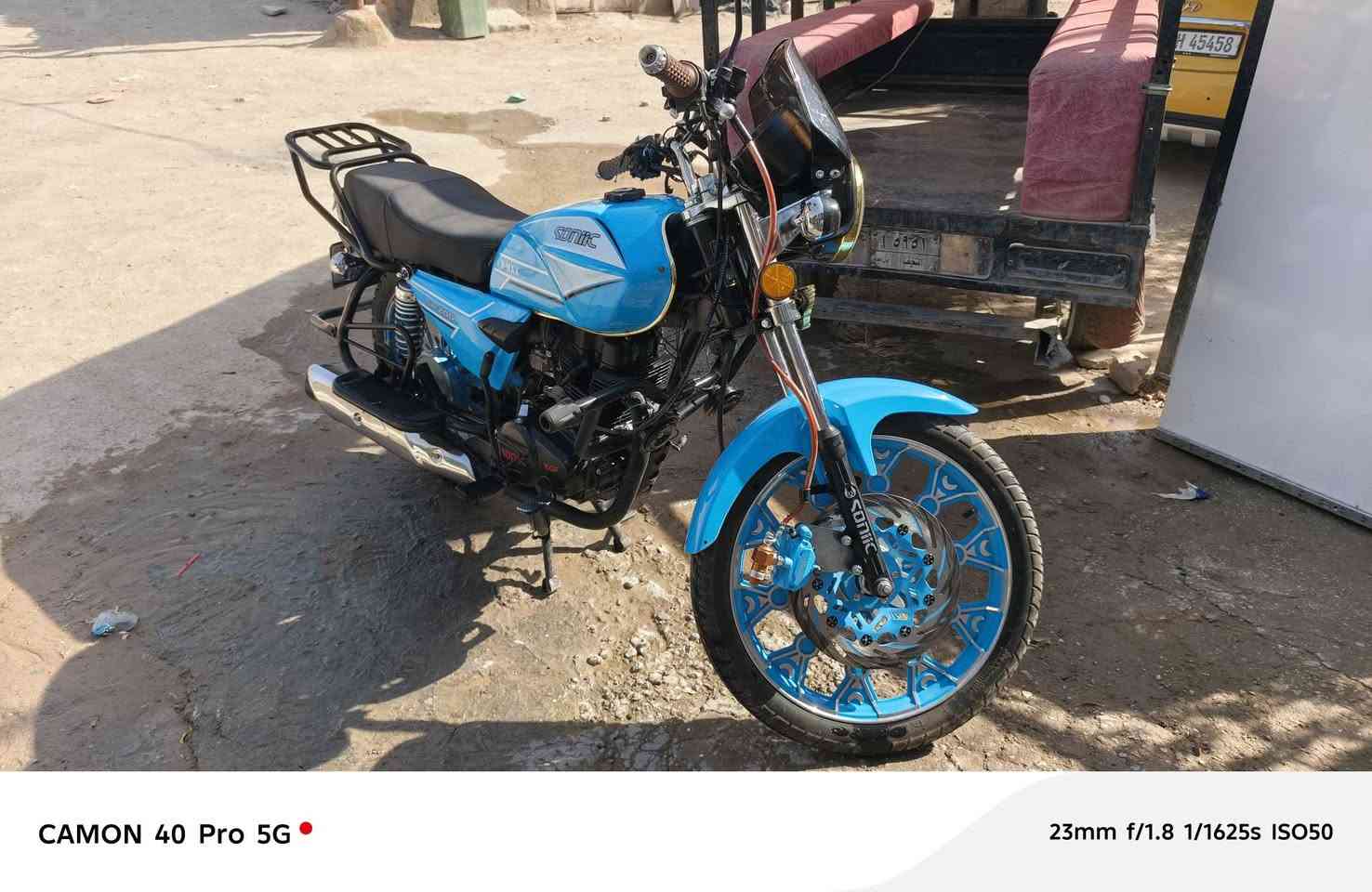 سونك ٢٦ للبيع. 
مكينه ٢٠٠ بسمي. 
رقم نجف مكان نجف. 
سعر 1700$مجال قليل. 
*********** تواصل واتساب فقط. 
من 3م ألى 3ص،
