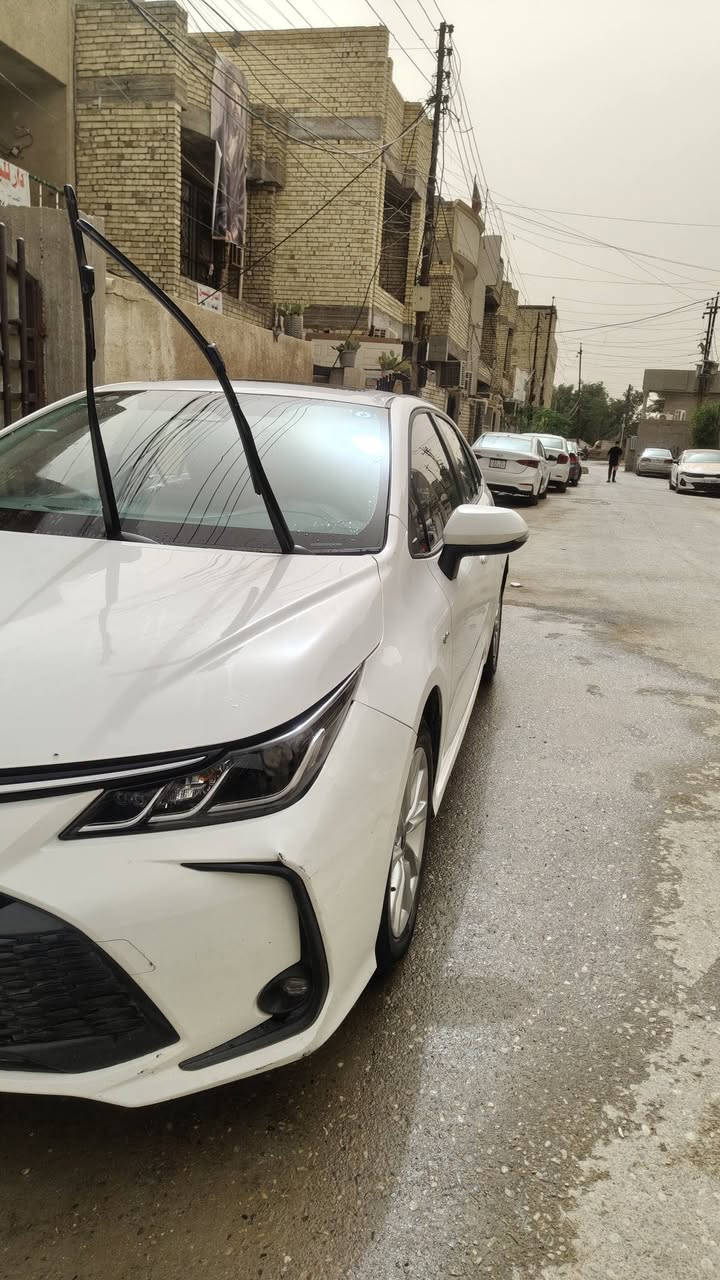 للبيع كورلا 2025هابرد مكينه 1800 فتحه بلسقف داخل اسود ماشيه 52 سياره مكفوله بيه بس شخوط بلدعاميه بسيطات للاستفسار ***********
