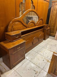 طقم نوم • تخت نفرين • ميز وزاوية