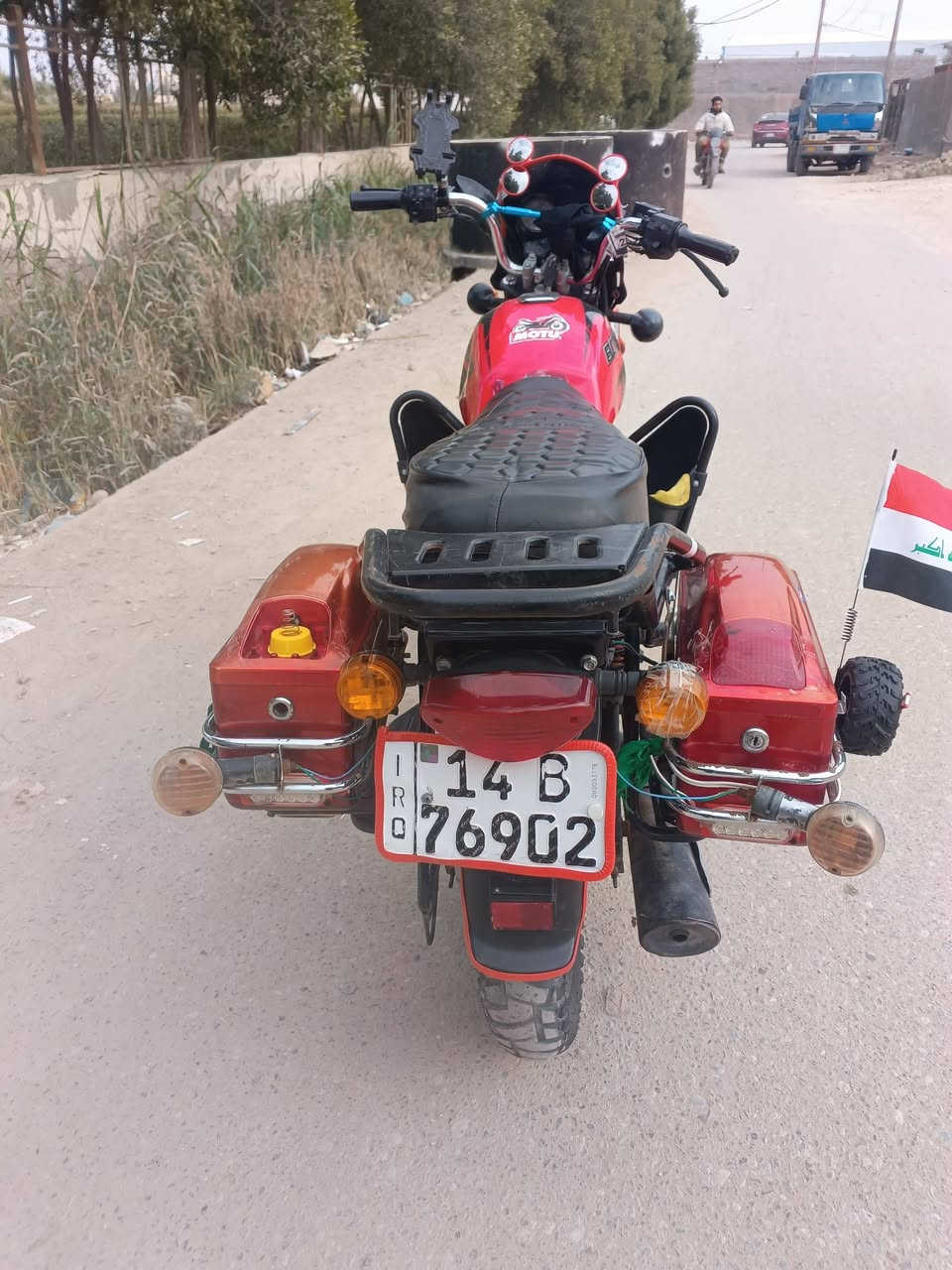 سلام عليكم بوكسر  رقم إنكليزي وسنوية الدراجه
مديل 22 طالعه بل23 دراجة مابيهاا ولااا نقص إسم النقص مابيها دراجه مامتعوبه وأي ستفسار رقم شغال وبي واتساب ***********
عنواني البصرة قضاء القرنه مقابيل كليه تربية القرنه 
سعرها 1800 مجالها قليل حك جيه
مكلف في النشر
