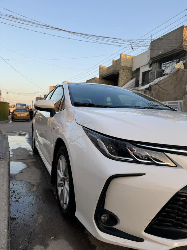 ‎
مراوس بتيسلا شعندك نزل

تويوتا كورولا هايبرد الشكل الخليجي 2024
‎هاي السيارة مقعد كهرباء +  جنح  + 🖤 مقاعد جلد لونين الجلد احمر واسود بس اني مدوشمها

عليها عازل حراري للجام 9m الامريكي الاصلي

السيارة باسمي تحويل ثاني يوم

***********
