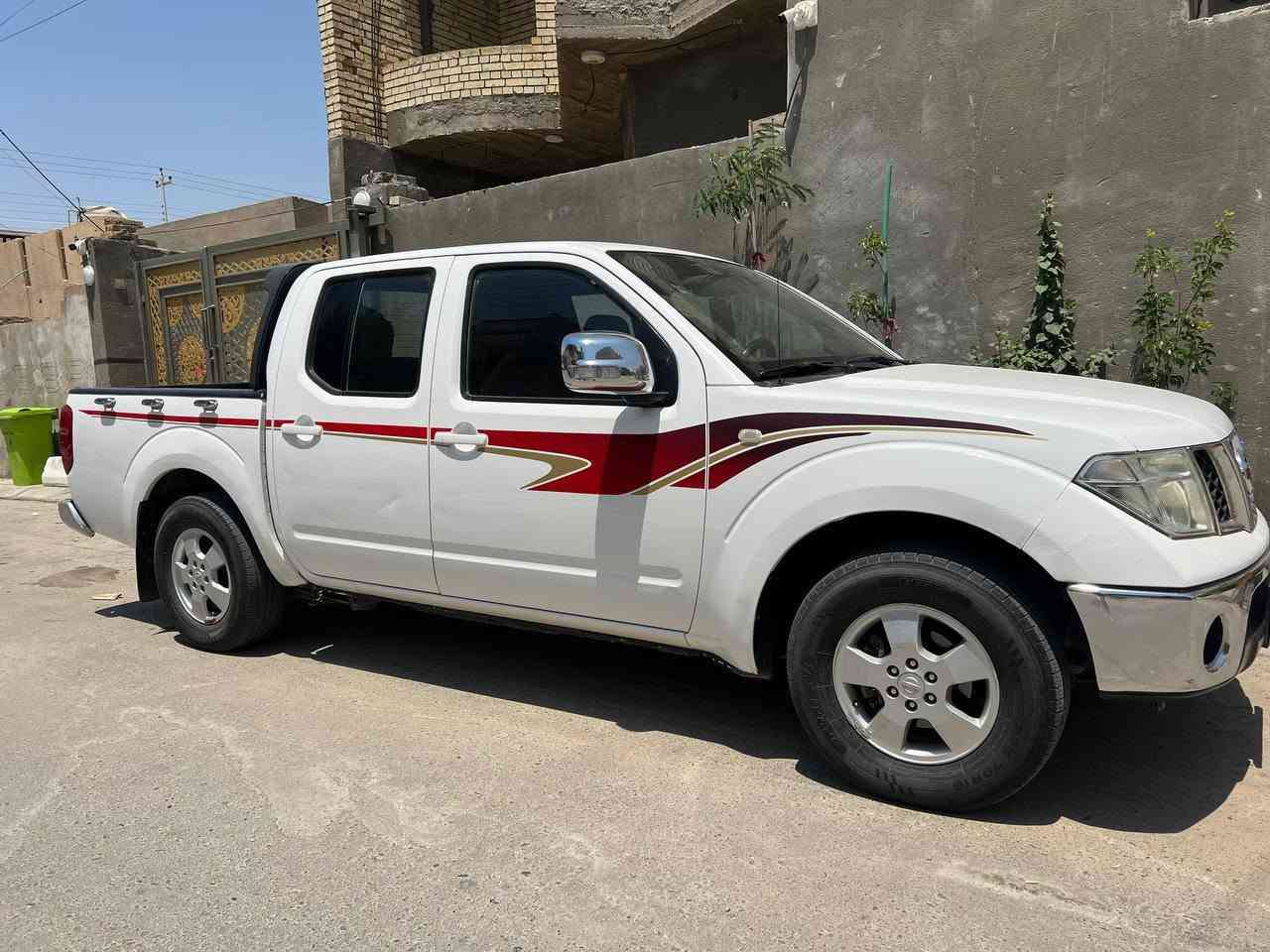 سلام عليكم
للبيع ، نيڤارا 
موديل : 2009
مكفولة كفالة عامة من الضربة والصبغ .
رقم بغداد أنگليزي .
تحويل مباشر ،
گير عادي 6 نمر
محرك مكفول لا تبخير ولا تنقيص.
تبريد ثلچ .
سيارة نظيفة مال چناي 
السعر : 105 
مكان السيارة / الفلوجة 
***********
***********
