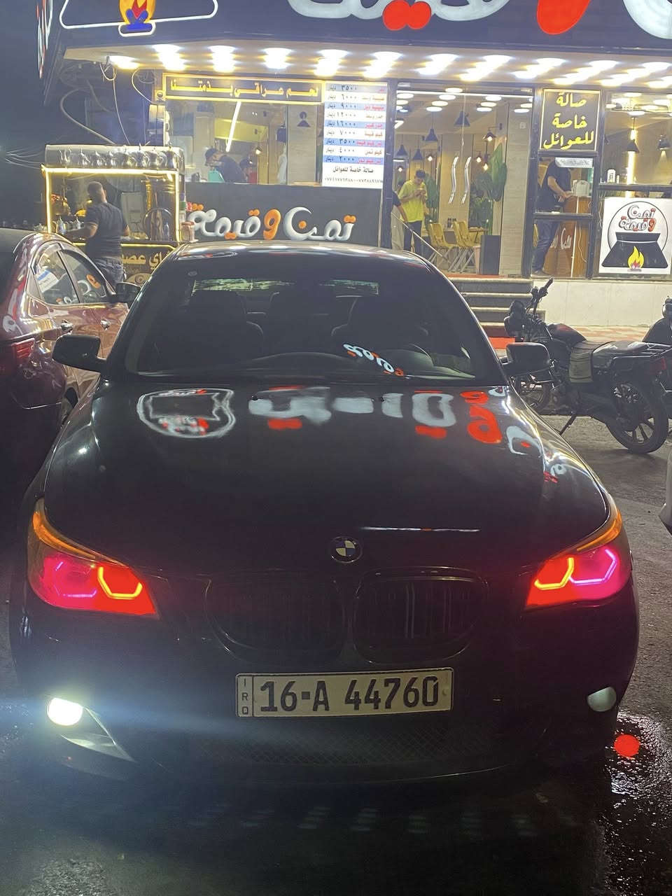 525 ميماتي موديل 2007 محرك 2500 كير ثلاث وضعيات 
لون اسود بس نقوصات بسيطة 
السيارة بيها بارد جاملغ امامي وبارد خلفي ابيع حزام 
السيارة باسمي تريد تحويل تريد وكالة 
مشروع وطني رقمها مكانها بابل السيارة 
السعر والتفاصيل خاص 
***********
