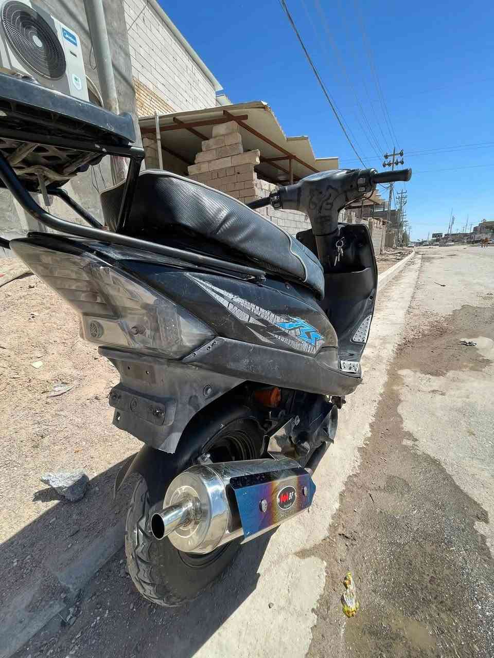 ماكس عدله بوشه 55 مفتوحه مره وحده 
كهربائيات جاهزه هندر فقط عرموطه يرادله السلف شغال  السعر500مكاني الگرنه  
***********
