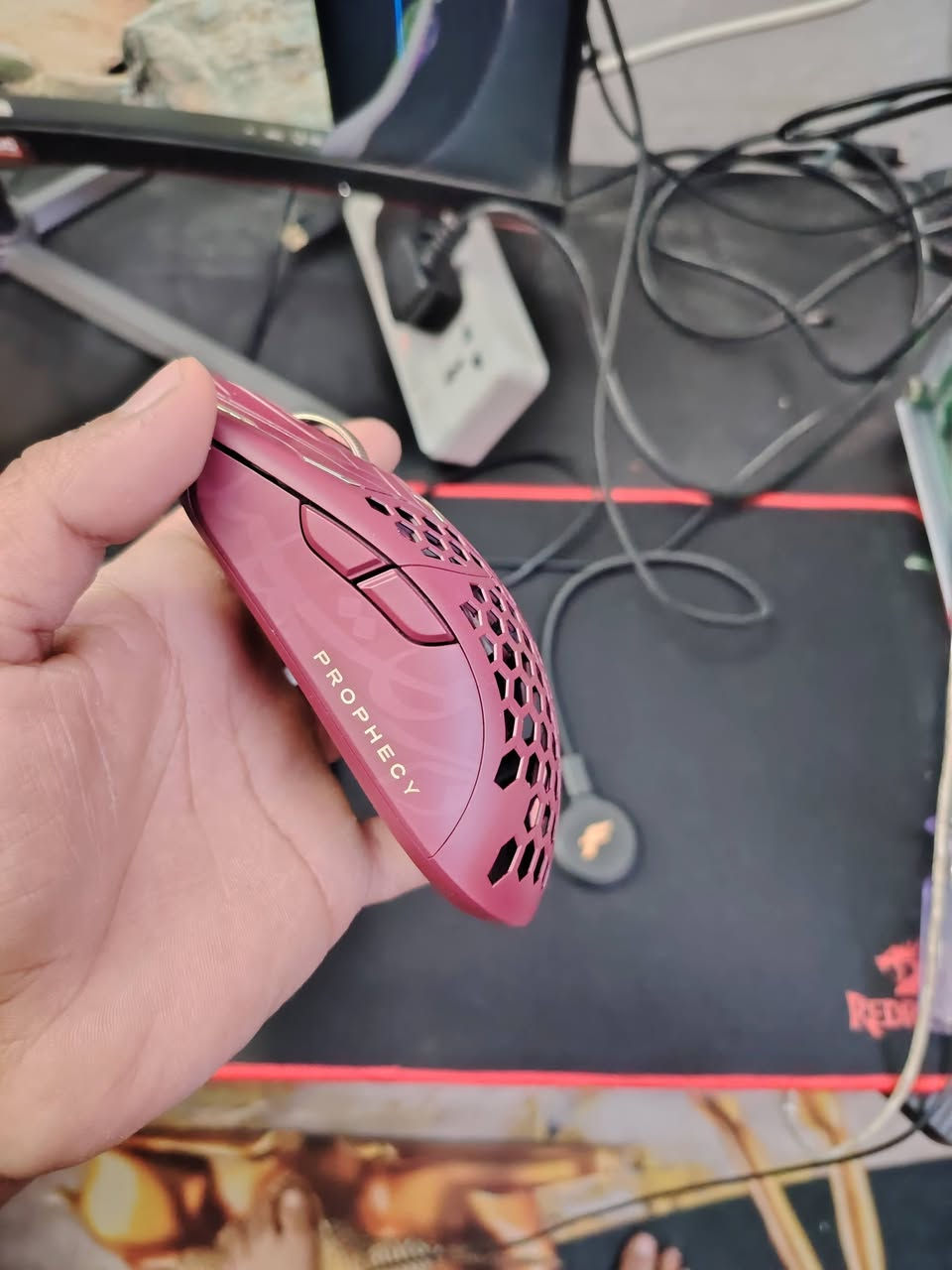 سلام عليكم شباب الي ما يعرف سعره خلي يعبر المنشور فاينل ماوس للبيع
فاينل ماوس للبيع سعر الجديد ٣٤٠ الف
السعر الحالي  قيم واخذ ماوس جديد استخدام. 12 يوم
مكاني بغداد حي اور *********** وتساب
*********** رصيد
