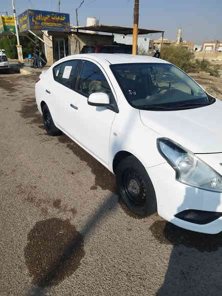 جام كهرباء 4
شاشة إصلية 
أرضية جلد
كامرة خلفية
تخم تاير جديد
هندي ام البليته الزركه..
السيارة جديدة كلش ونضيفة 
كفالة عامة ...بس فقط بارد بسيط 
سعر 110... مطلوبه شركه 6 أشهر تصير حرة 
الشراي يتصل فقط أو واتساب
***********.. مديل 21
