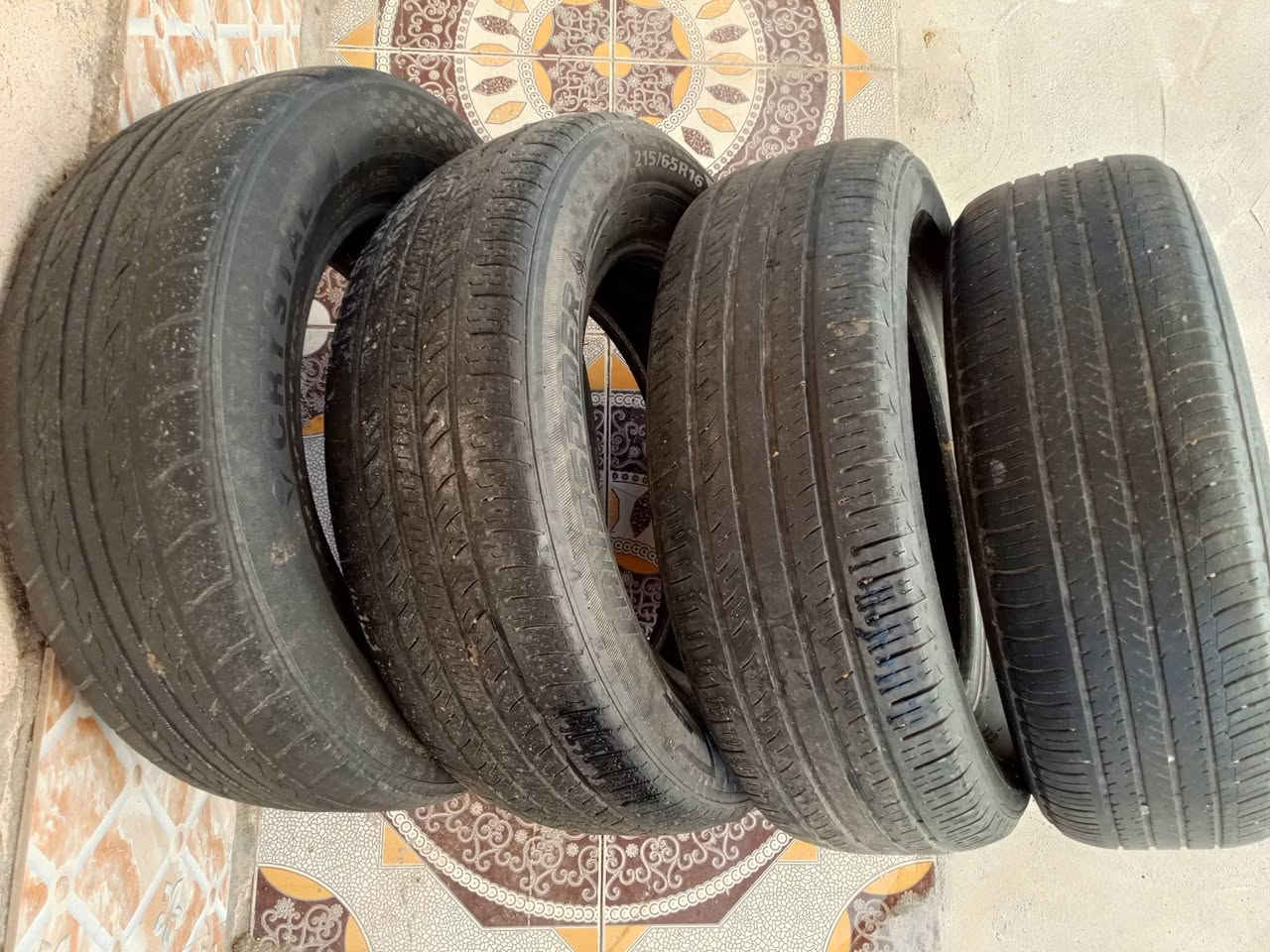 تخم تايرات مستعمل انضاف جانن مشدودات على السياره قياس 16/65/215 يصيرن للسوناتا او اوبتيما السعر ب 50 كلهن قفل


**إذا كنت صاحب هذا الإعلان وتريد حذفه لأي سبب، رجاءا أرسل رسالة إلى الدعم الفني**