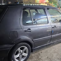 كولف للبيع استفسار على الاتصال 07775870957