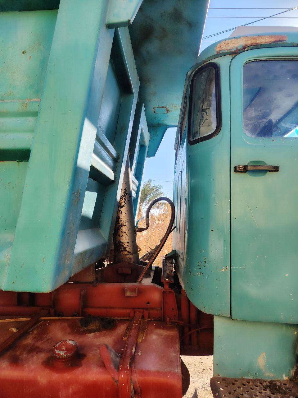 سلام عليكم أقجم لبيع موديل 79 قماره بلادي مبدل بيه لقود وشباج تايرات جديده محرك جديد كير 110 بدي جديد   السعر 27وبيه مجال لطيبين ***********
