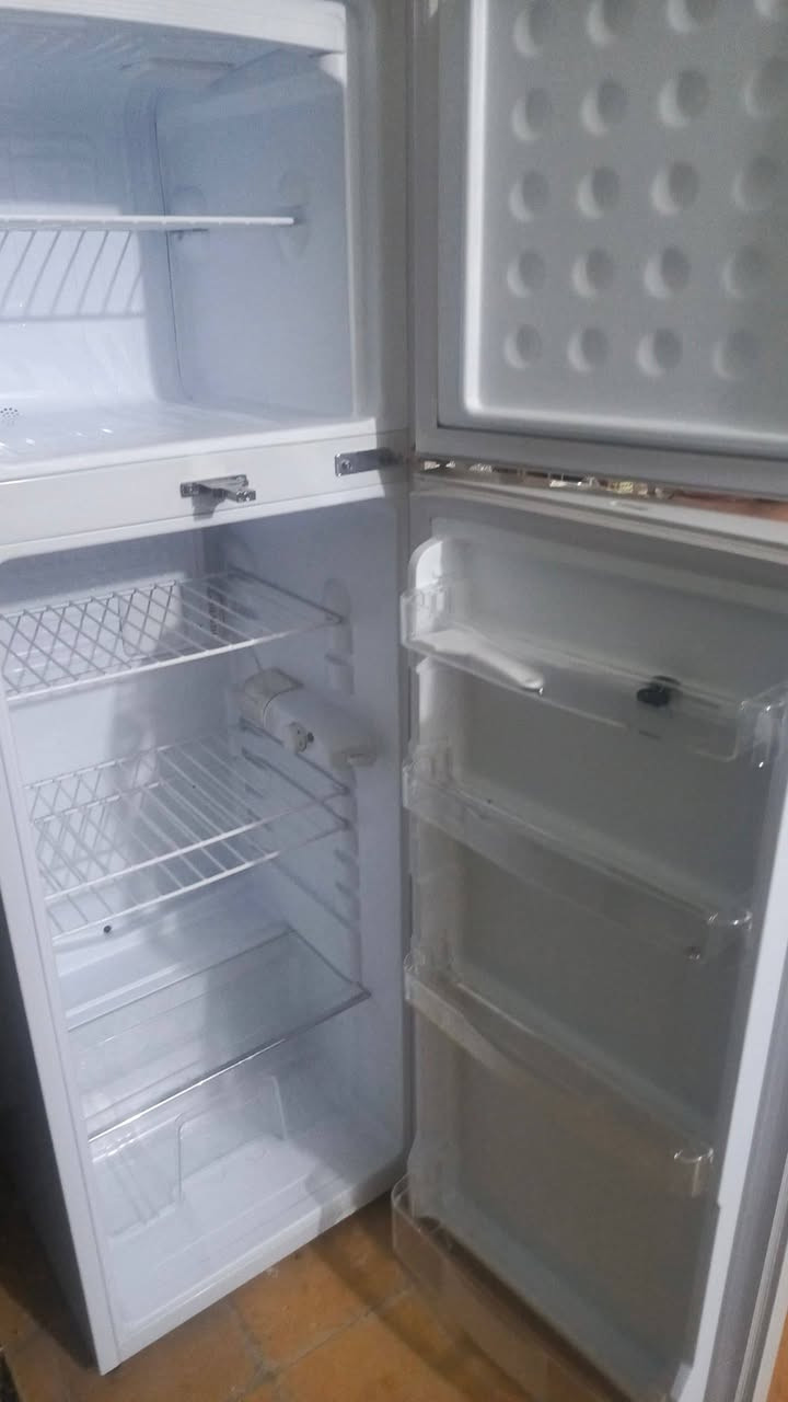 ثلاجه للبيع اخت جديده سعر 350 قفل مكاني بغداد ويوجد توصيل


**إذا كنت صاحب هذا الإعلان وتريد حذفه لأي سبب، رجاءا أرسل رسالة إلى الدعم الفني**