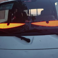 إضاءة LED • عيون شريرة • أصلي