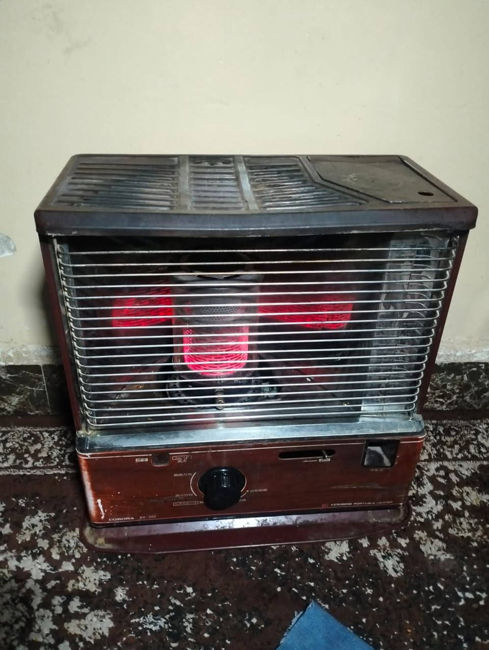 صوبات للبيع شرط نظيفات وشغالات وفتايل اصليات جدد السعر الصغيره٣٥ الكبيره ٤٥.  الاتصال .***********
