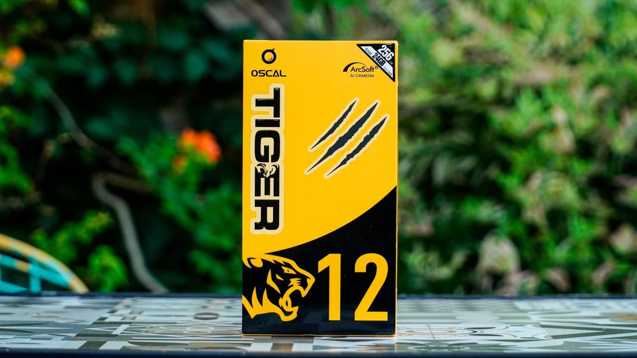 جهاز جديد بعدة ما مفتوح سعرةً170 الف مكاني صليخ

• الشاشة:
6.56 إنچ، نوع IPS LCD، دقة HD+، معدل تحديث 90Hz
 • المعالج:
Unisoc T660قوي لألعاب)
 • الرام:
8GB + إمكانية توسيع افتراضي
 • الذاكرة:
128GB
 • الكاميرا الخلفية:
50 ميگابكسل + مساعد
 • الكاميرا الأمامية:
8 ميگابكسل
 • البطارية:
5180mAh (تقعد يوم كامل استخدام طبيعي)
 • النظام:
Android 13
 • البصمة:
موجودة (زر جانبي)


**إذا كنت صاحب هذا الإعلان وتريد حذفه لأي سبب، رجاءا أرسل رسالة إلى الدعم الفني**