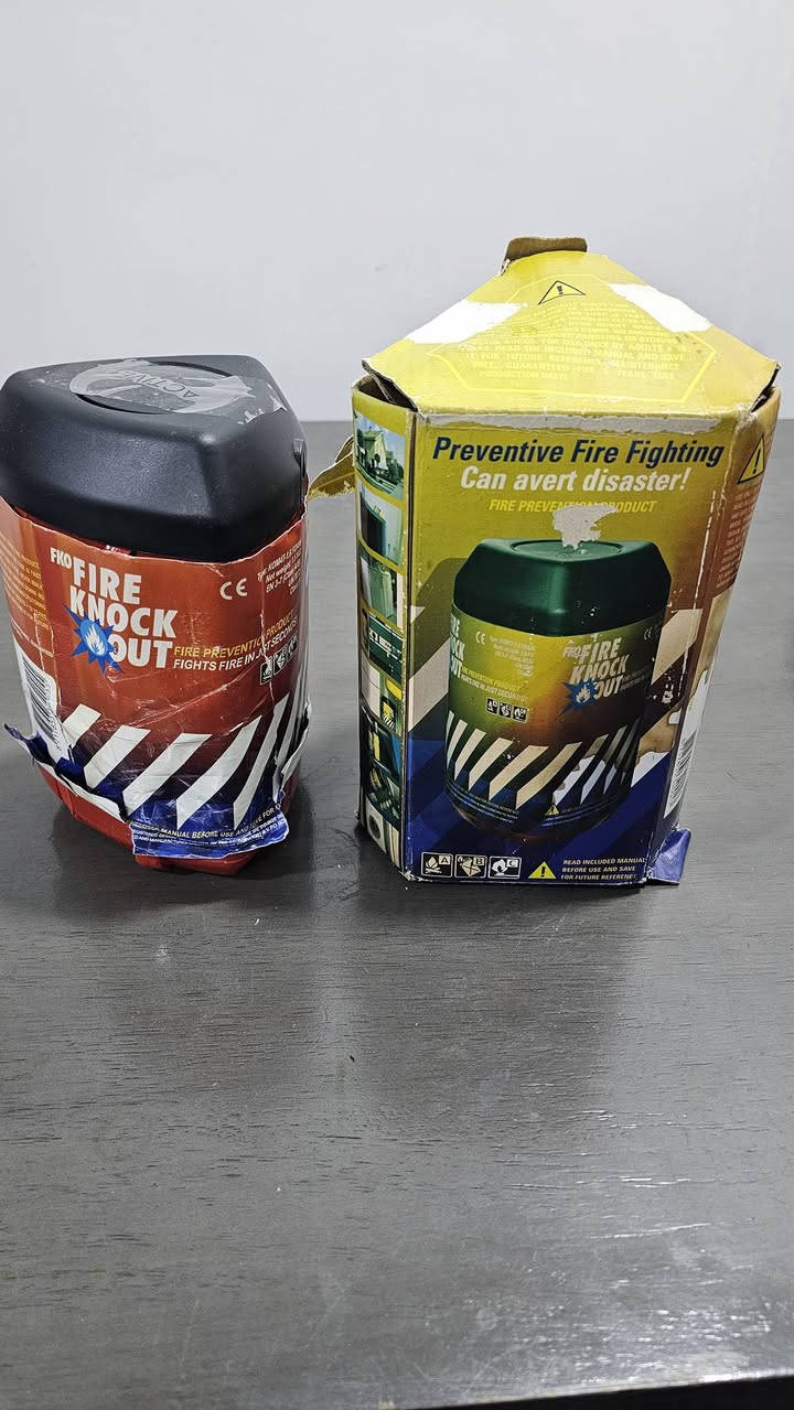 سلام عليكم
اختار اي شي تريدة السعر جدآ مناسبة للتواصل*********** كل البضاعة انكليزي
