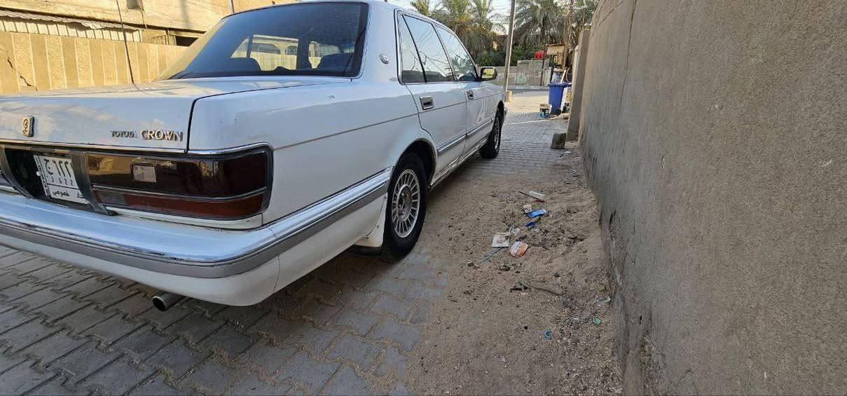 سلام عليكم سيدان موديل 90 بسمي تحويل ثاني يوم مكينه وكير خير من الله سياره لا ضربه ولا صبغ كهربائيات شغاله باتري جديد تخم تاير نضيف حداديه 80٪ مكاني بغداد جسر ديالى القديم (السعر ٦٧ )وبيها مجال ***********
