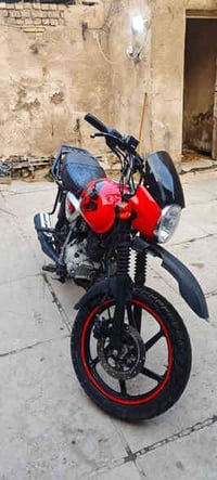 دراجة بوكسر 2023 مرقم سنوية ما بيهة اي نقص فقط السلف.   السعر 2400 وبي...