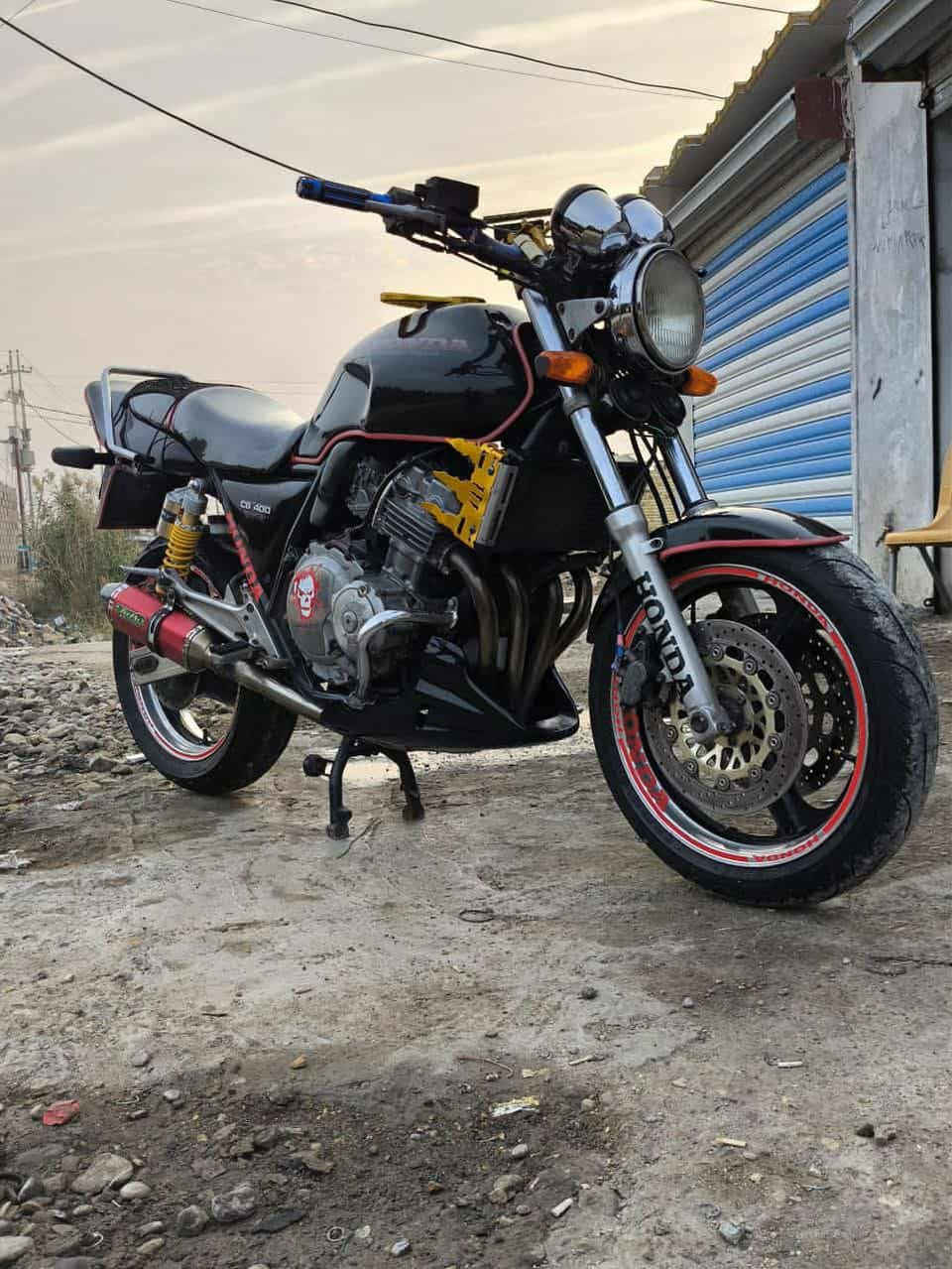 CB4 موديل 2000 مكفوله كفاله عامه كمرك مدفوع السعر خاص ***********
