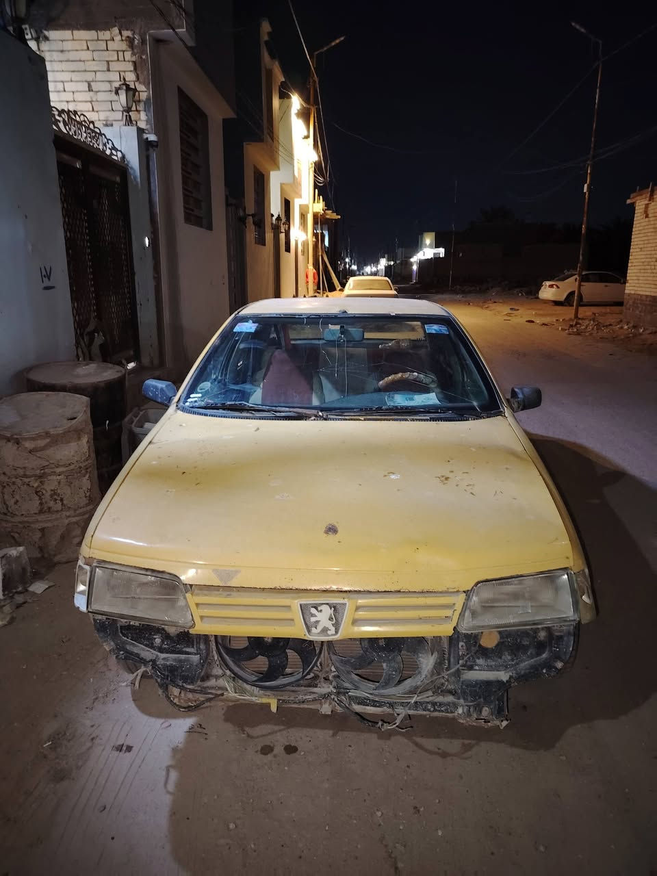 سلام عليكم سيارة للبيع بيجو راوة مديل ٢٠٠٩ مكان سيارة كوفة حي ميسان سعر ٨ ورقات للاستفسار اتصل ***********
