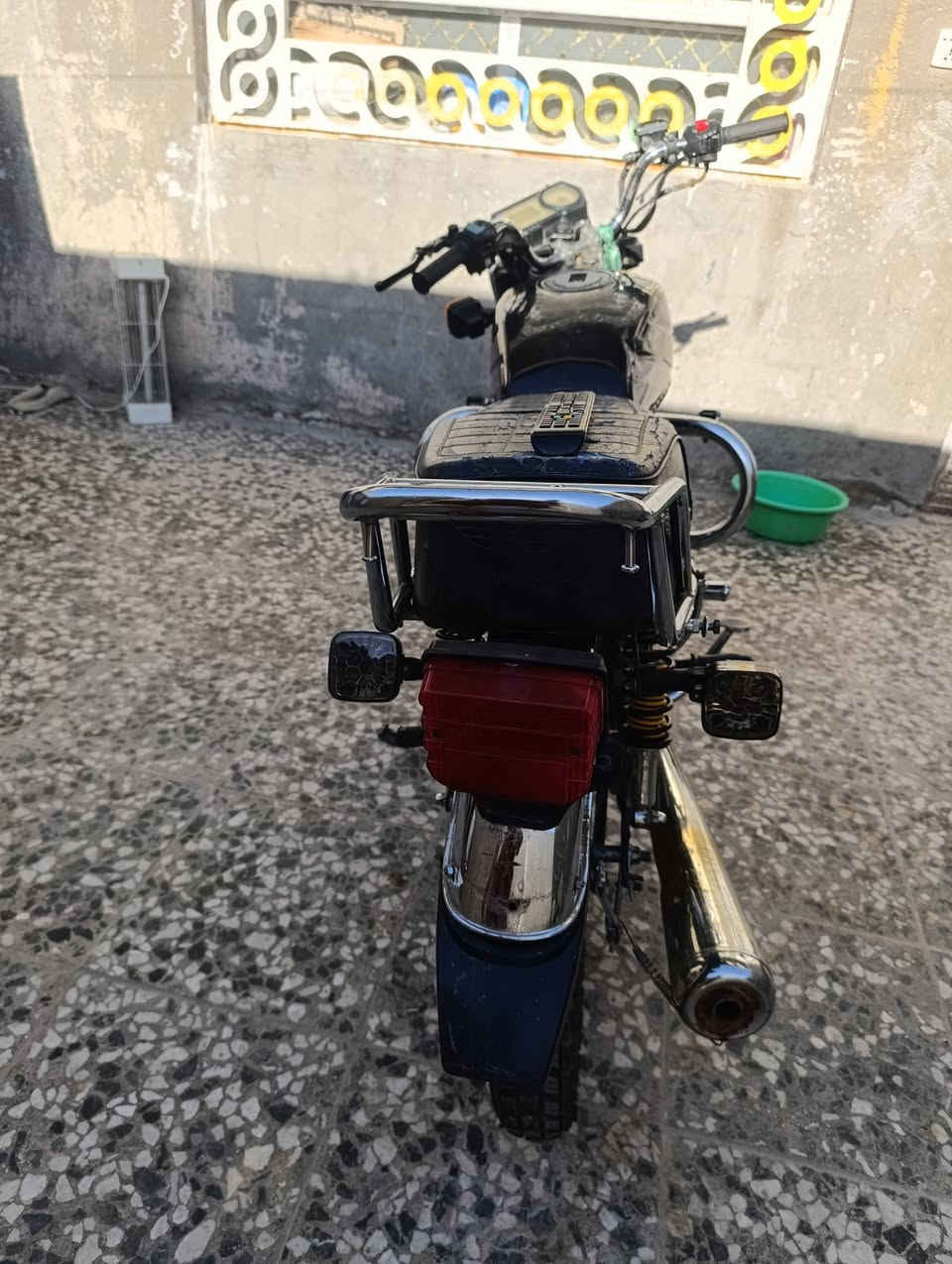 السلام عليكم دراجه خمسه گير اصولي كهربائات شغالات اشاير بريك گدام شغال دراجه كلشي ماناقصه
مكاني نجف حي ميسان متواجد فقط واتساب سعر 550
تاخذ دراجه كامله ‏‪0786 362 5185‬‏ رقمي واتساب
