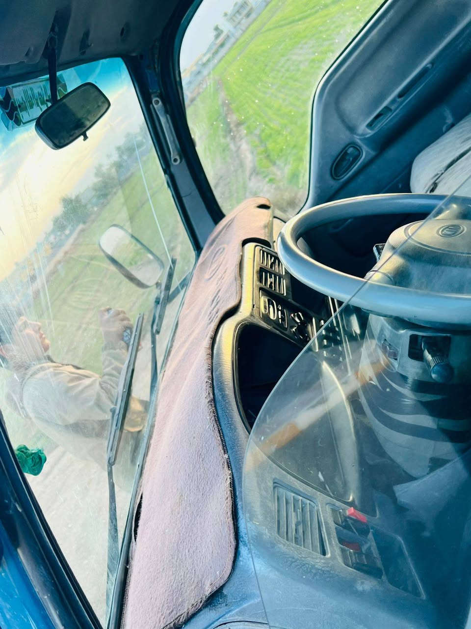 بسم لله... كيا فونتيرا 97 رقم انبار الماني.. محرك كير اكسل مكفولات تخم تاير رقم شاصي بلادي واضح سنويه ل28 سياره حلوه بيها شويه صبغات اثر جراد تحويل مباشر السعر 53 وبيها مجال بسيط كلش مكان السياره الانبار جزيره الخالديه... للتواصل 👇... ***********...... ***********
