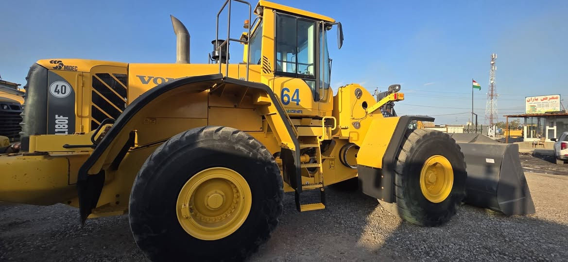 للبيع - بۆ فرۆشتن 
———————
عفار  : VOLVO
حجم : L180F
موديل : 2009
دخول :جدید
مکان   :اربیل قضا ٕخبات معرض باران
—————————
بۆ زانیاری زیاتر پەیوەندی بکەن بەم ژمارە تەلەفۆنە 

***********
***********
