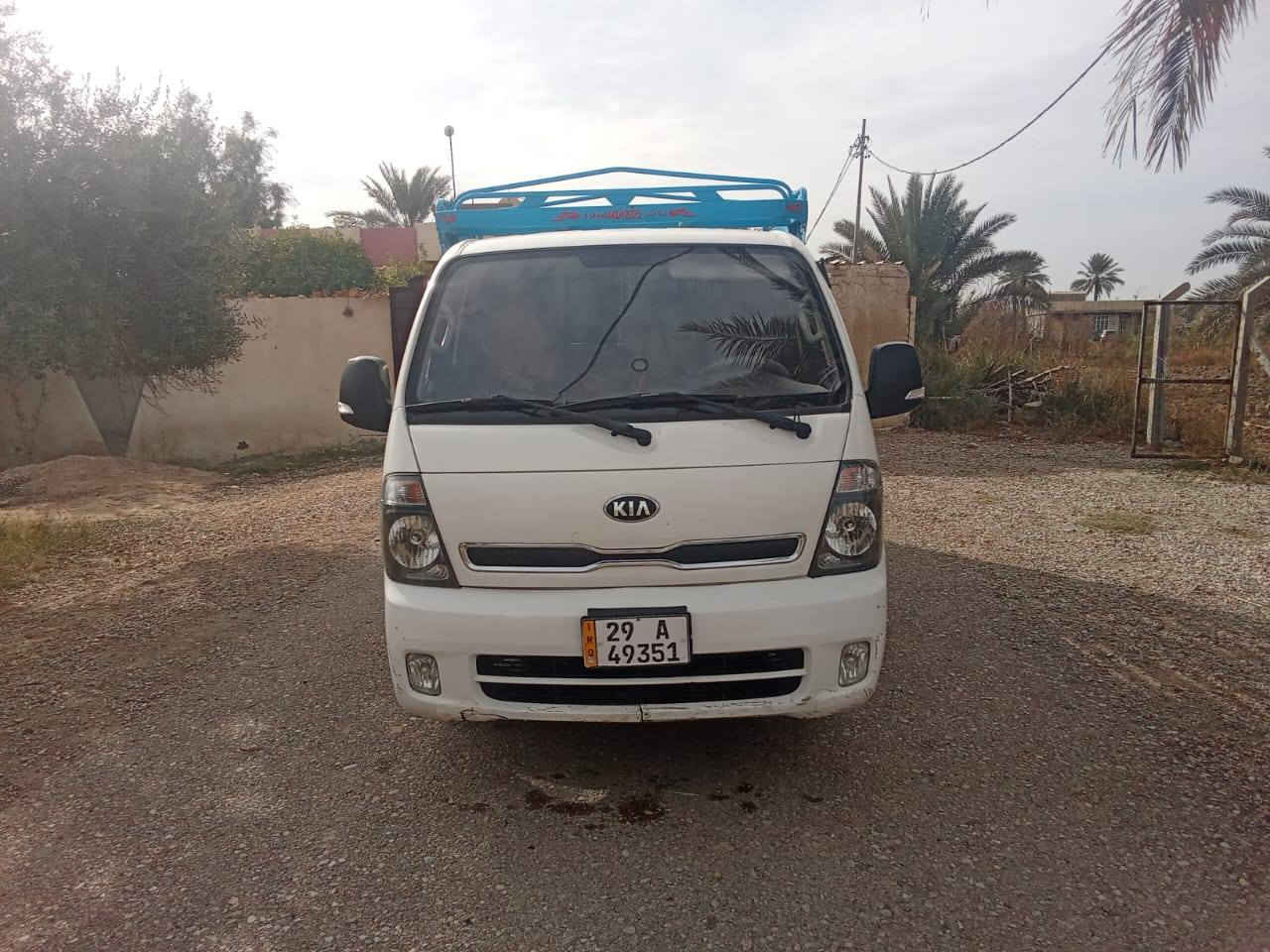 كيا بنگو موديل 2018 
اردني باب اول 
رقم واسط عريض  
كفاله عامه
بأسمي تحويل بنفس الاسبوع 
تخم تاير جديد 
حداديه جديده 
تدفئه تبريد شغالات 
شاصي مكفول 
كير واكسن وضع الشركه 
محرك وضع الشركه لا تنقيص ولا تبخير 
السياره جاهزه من كلشي ما بيها اي نقص 
السعر 130 وبيها مجال حگ الجيه 
***********... مكان السياره واسط قضاء الصويره
